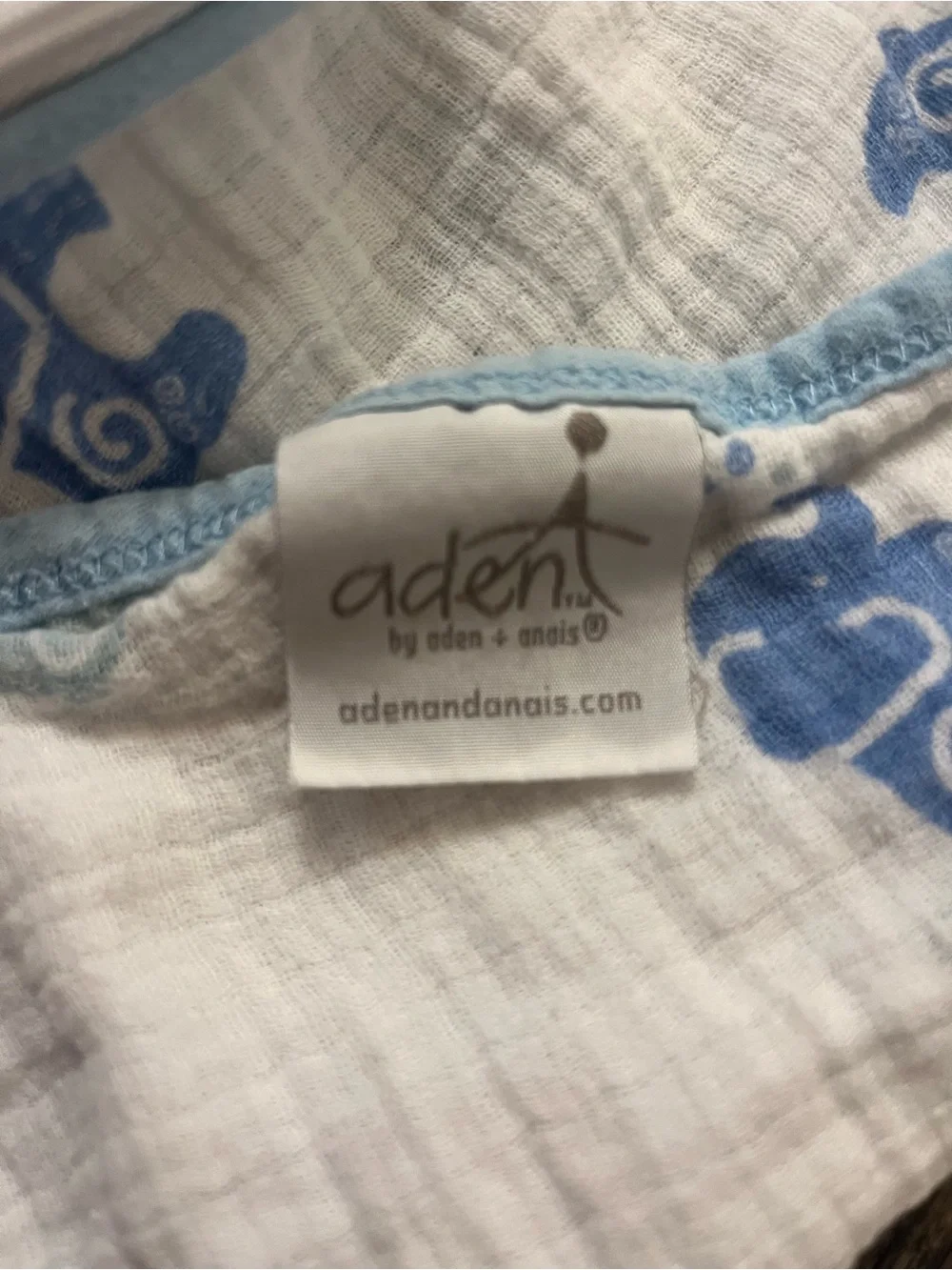 aden + anais soft white
